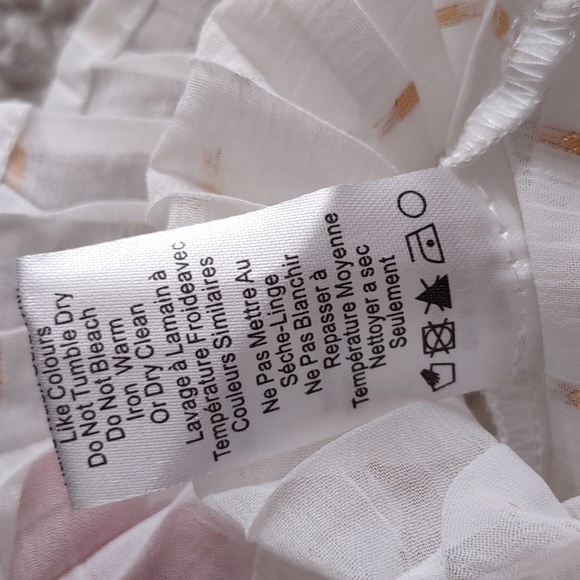 NWT Adelyn Rae XS White Gold Silver Foil Metallic Speckled Pleated Top - Picture 12 of 15